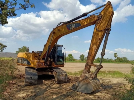 ขาย 999,999 CAT 315 D JAPAN เล่มทะเบียน ไฟฟ้าครบ เครื่องดี ปั้มแรง เอวแน่น ช่วงล่างเต็ม แอร์หนาว รถสวยพร้อมใช้งาน เอกสารพร้อมโอน รถอยู่ นครสวรรค์ 092-595-6777 061-446-2662 ญิ๋งยุ