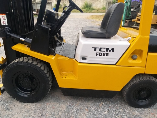 ขายรถยก TCM FD25 Z4 เครื่องดีเซล C240 เสาสูง 4.30 เมตร ยกได้ 2.5 ตัน เกียร์ออโต้ รถนอกนำเข้า ติดต่อ 063-5628992 ขายรถยก TCM FD25 Z4 เครื่องดีเซล C240 เสาสูง 4.30 เมตร ยกได้ 2.5 ตัน เกียร์ออโต้ รถนอกนำเข้า ติดต่อ 063-5628992