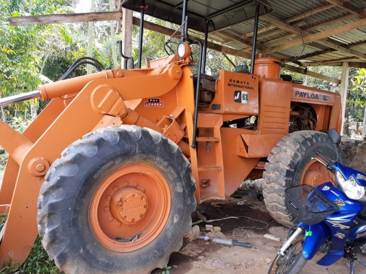 ขายเหมา 3 คัน รถแบคโฮ HITACHI EX200-2 จำนวน 2 คัน รถตักล้อยาง KOMATSU JH63 จำนวน 1 คัน ราคารวม 650000 ขายเหมา 3 คัน รถแบคโฮ HITACHI EX200-2 จำนวน 2 คัน รถตักล้อยาง KOMATSU JH63 จำนวน 1 คัน ราคารวม 650000