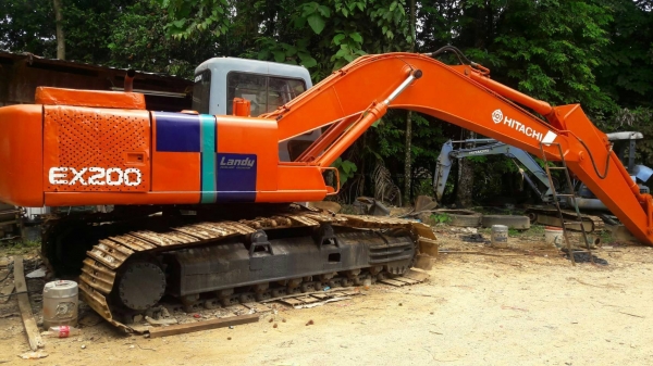 ขายเหมา 3 คัน รถแบคโฮ HITACHI EX200-2 จำนวน 2 คัน รถตักล้อยาง KOMATSU JH63 จำนวน 1 คัน ราคารวม 650000 ขายเหมา 3 คัน รถแบคโฮ HITACHI EX200-2 จำนวน 2 คัน รถตักล้อยาง KOMATSU JH63 จำนวน 1 คัน ราคารวม 650000