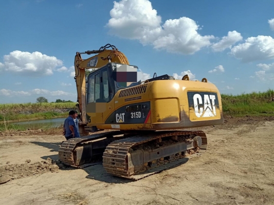 ขาย 999,999 CAT 315 D JAPAN เล่มทะเบียน ไฟฟ้าครบ เครื่องดี ปั้มแรง เอวแน่น ช่วงล่างโซ่ใหม่ แอร์หนาว รถสวยพร้อมใช้งาน เอกสารพร้อมโอน รถอยู่ นครสวรรค์ 090-772-3710 090-772-3708