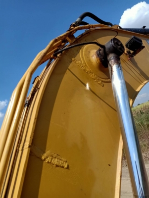 ขาย 999,999 CAT 315 D JAPAN เล่มทะเบียน ไฟฟ้าครบ เครื่องดี ปั้มแรง เอวแน่น ช่วงล่างโซ่ใหม่ แอร์หนาว รถสวยพร้อมใช้งาน เอกสารพร้อมโอน รถอยู่ นครสวรรค์ 090-772-3710 090-772-3708