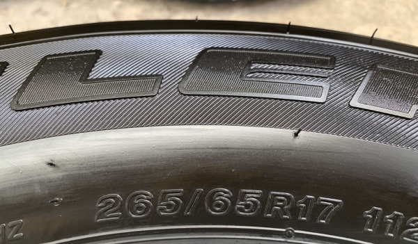 ล้อแม็กป้ายแดง Toyota Revo ขอบ 17 พร้อมยางป้ายแดง 265-65-17 Bridgestone ปี 19 สวยกริ๊บๆ