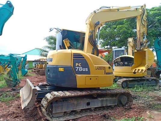 ขายKOMATSU PC78US-8. เก่านอกแท้  เดิมๆ  สภาพสวย มีลายแย๊ก  ใช้งานมาน้อย โทร 089-3818694 จ๊อย