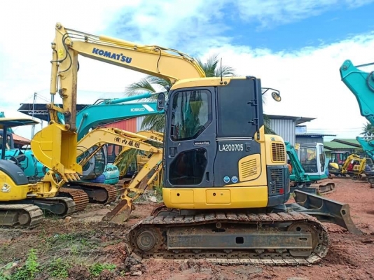 ขายKOMATSU PC78US-8. เก่านอกแท้  เดิมๆ  สภาพสวย มีลายแย๊ก  ใช้งานมาน้อย โทร 089-3818694 จ๊อย
