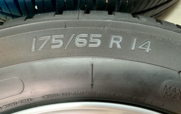ล้อแม็ก Honda Brio ขอบ 14 พร้อมยาง 175-65-14 Michelin ปี 17