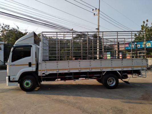 ขายด่วน..ISUZ.FRR210แรง.ปี56.ยาว5.50m.(รถเดิมๆสวยๆสดๆ)