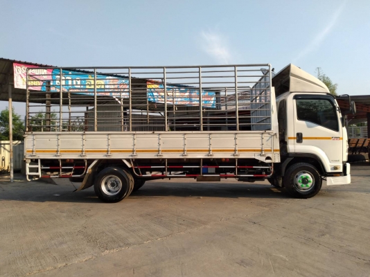 ขายด่วน..ISUZ.FRR210แรง.ปี56.ยาว5.50m.(รถเดิมๆสวยๆสดๆ) ขายด่วน..ISUZ.FRR210แรง.ปี56.ยาว5.50m.(รถเดิมๆสวยๆสดๆ)