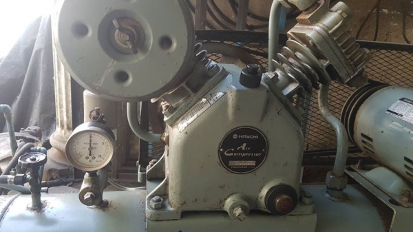 ขายๆถูกๆ ปั๊มลมมือสองญี่ปุ่น Hitachi-ฺฺBebicon 3แรง ทดสอบเรียบร้อย ดูดหนักๆ อัดแน่นๆ ทุกๆระบบใช้งานได้ดีมากครับ