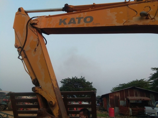 ขายKATO HD700สภาพสวยพร้อมใช้ ติดต่อคุณอ๊อฟ พิจิตร086-737-9991