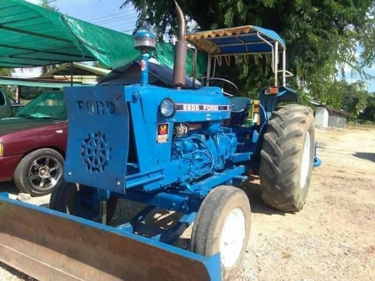 ขายรถไถFORD 77T5สภาพสวยพร้อมใช้เอกสารเล่มราคา250,000บาท ติดต่อคุณอ๊อฟ พิจิตร 086-737-9991