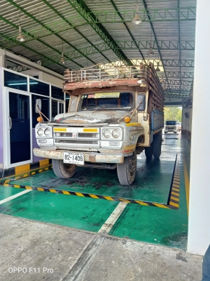 ขายหกล้อหัวยาว145 แรงยาว4.7เมตรคัสซีสวยไม่ผุพวงมาลัยเพาเวอร์ทะเบียนไม่ขาดต่อสิ้นกันยา 63 พร้อมโอน