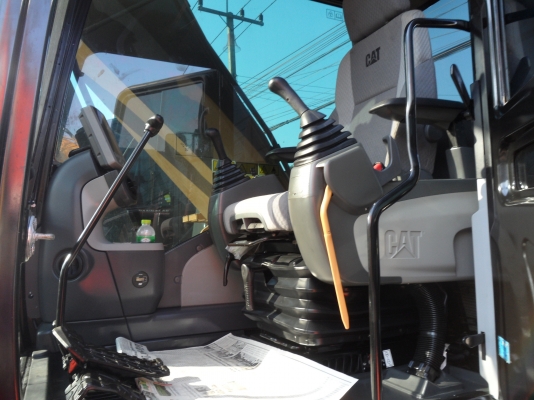 320d2 caterpillar 7,xxx ชั่วโมง ราคา 2,100,000 บาทเท่านั้น ที่ปทุมนี้นี่เอง 081-989-1989 หรั่งครับ 320d2 caterpillar 7,xxx ชั่วโมง ราคา 2,100,000 บาทเท่านั้น ที่ปทุมนี้นี่เอง 081-989-1989 หรั่งครับ