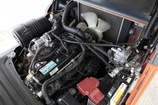 Toyota 8FGL15 ขนาดยก1.5ตัน เสายกสูง3เมตร เครื่องยนต์เบนซิล+แก๊สLPGจากโรงงานญี่ปุ่น Toyota 8FGL15 ขนาดยก1.5ตัน เสายกสูง3เมตร เครื่องยนต์เบนซิล+แก๊สLPGจากโรงงานญี่ปุ่น