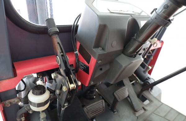 ขายถูกมาก Nissan J01 ขนาดยก1.5ตัน เสายกสูง3เมตร เครื่องยนต์เบนซิล เครื่องแน่น พร้อมใช้งาน