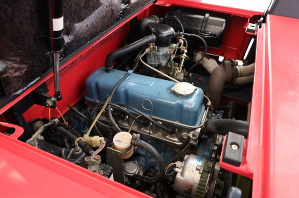 ขายถูกมาก Nissan H01 เกียร์ออโต้ ขนาดยก 1.5ตัน เสายกสูง3เมตร เครื่องยนต์เบนซิน