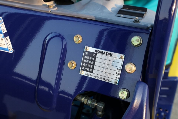 Komatsu FG25C-12 ขนาดยก2.5ตัน เสายกสูง3เมตร เครื่องยนต์เบนซิน ไม่เคยใช้งานในไทย