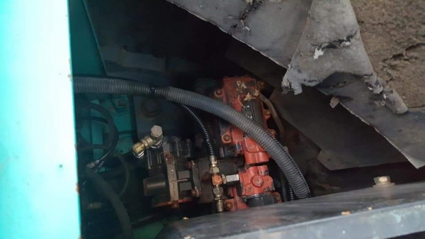 ขายKOBELCO SK135SR-1ES YY04. เก่านอกแท้  ใบแทรค70  สภาพสวย พร้อมใช้  โทร 089-3818694 จ๊อย