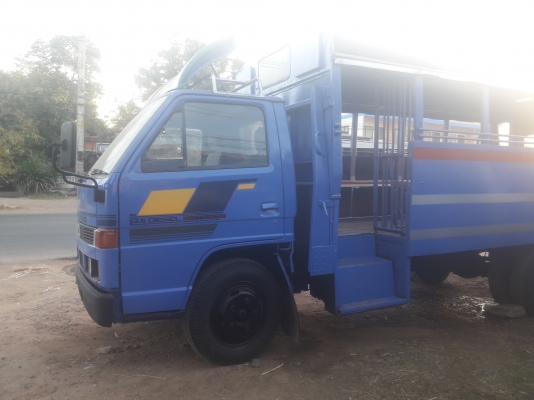 ISUZU NKR110แรงม้า รถห้างแท้ เกียร์สั้น เดิมรถรับส่งรักเรียน เครื่องเยี่ยม แชทซีสวยๆ พร้อมโอนไทย ISUZU NKR110แรงม้า รถห้างแท้ เกียร์สั้น เดิมรถรับส่งรักเรียน เครื่องเยี่ยม แชทซีสวยๆ พร้อมโอนไทย