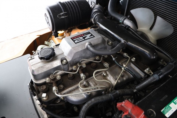 Toyota 7FD20 ขนาดยก2ตัน เสายกสูง3เมตร เครื่องยนต์ดีเซล สวย แห้ง เดิมจากญี่ปุ่น Toyota 7FD20 ขนาดยก2ตัน เสายกสูง3เมตร เครื่องยนต์ดีเซล สวย แห้ง เดิมจากญี่ปุ่น
