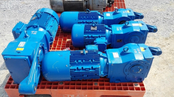 มอเตอร์เกียร์ทดของใหม่ NORD DRIVESYSTEMS แบรนด์จาก GERMANY ทรงเพลาร้อยรู(Flange Mounted) ของใหม่ 100 มอเตอร์เกียร์ทดของใหม่ NORD DRIVESYSTEMS แบรนด์จาก GERMANY ทรงเพลาร้อยรู(Flange Mounted) ของใหม่ 100