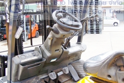 ขาย รถโฟล์คลิฟท์ TCM รุ่น FHD30T3A