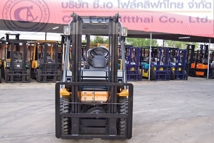 ขาย รถโฟล์คลิฟท์ TOYOTA รุ่น 7-FGL20