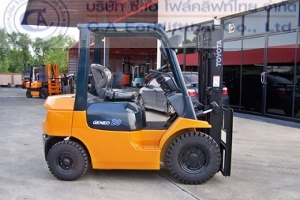 ขาย รถโฟล์คลิฟท์ TOYOTA รุ่น 7-FGL20