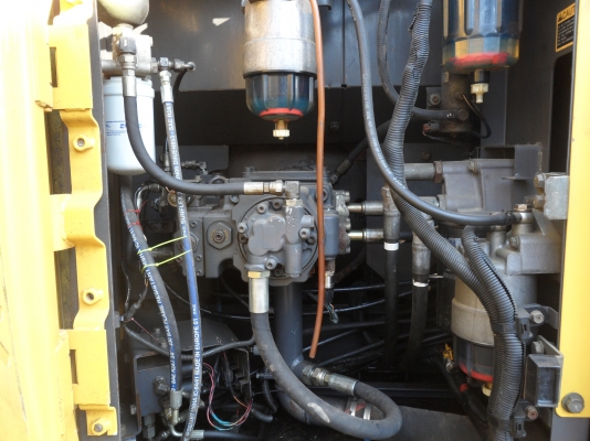 SH130-5 หมื่นชั่วโมง ช่วงล่างสวย เอวแน่นๆแบบนี้ ราคาเพียง 1.35 ล้านเท่านั้น ปทุมนี้นี่เองสนใจ ☎️ 081-989-1989 หรั่งครับ SH130-5 หมื่นชั่วโมง ช่วงล่างสวย เอวแน่นๆแบบนี้ ราคาเพียง 1.35 ล้านเท่านั้น ปทุมนี้นี่เองสนใจ ☎️ 081-989-1989 หรั่งครับ