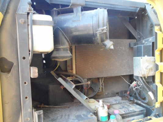 SH130-5 หมื่นชั่วโมง ช่วงล่างสวย เอวแน่นๆแบบนี้ ราคาเพียง 1.35 ล้านเท่านั้น ปทุมนี้นี่เองสนใจ ☎️ 081-989-1989 หรั่งครับ SH130-5 หมื่นชั่วโมง ช่วงล่างสวย เอวแน่นๆแบบนี้ ราคาเพียง 1.35 ล้านเท่านั้น ปทุมนี้นี่เองสนใจ ☎️ 081-989-1989 หรั่งครับ