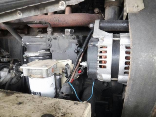 ขายเครื่องลมIngersoll randขนาด900cfm แรงดัน13บาร์ เครื่องยนตร์คัมมิ่นเครื่องเก่านอกไม่เคยใช้ในไทย ราคา680,000 บาท ขายเครื่องลมIngersoll randขนาด900cfm แรงดัน13บาร์ เครื่องยนตร์คัมมิ่นเครื่องเก่านอกไม่เคยใช้ในไทย ราคา680,000 บาท