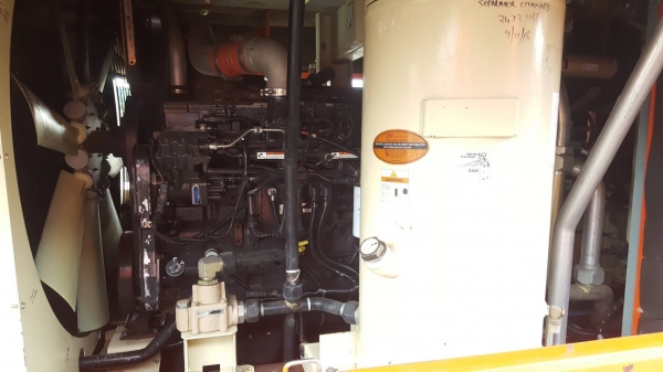 ขายเครื่องลมIngersoll randขนาด900cfm แรงดัน13บาร์ เครื่องยนตร์คัมมิ่นเครื่องเก่านอกไม่เคยใช้ในไทย ราคา680,000 บาท ขายเครื่องลมIngersoll randขนาด900cfm แรงดัน13บาร์ เครื่องยนตร์คัมมิ่นเครื่องเก่านอกไม่เคยใช้ในไทย ราคา680,000 บาท