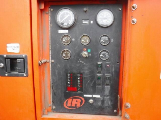 ขายเครื่องลมIngersoll randขนาด900cfm แรงดัน13บาร์ เครื่องยนตร์คัมมิ่นเครื่องเก่านอกไม่เคยใช้ในไทย ราคา680,000 บาท ขายเครื่องลมIngersoll randขนาด900cfm แรงดัน13บาร์ เครื่องยนตร์คัมมิ่นเครื่องเก่านอกไม่เคยใช้ในไทย ราคา680,000 บาท