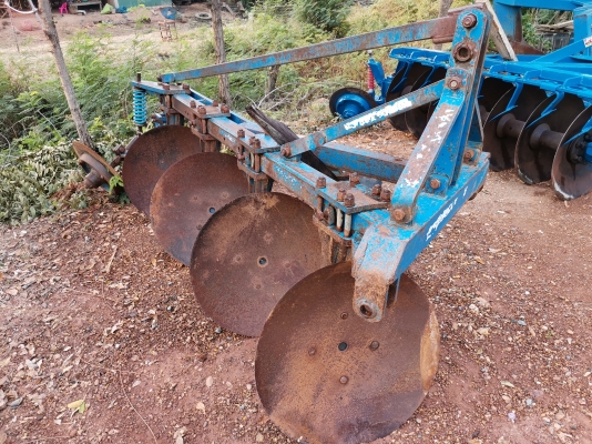 ผาน 4 TTเฟิร์ส