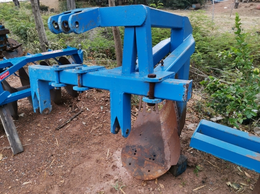 ผานขุดมันรถไถฟอร์ด