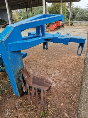 ผานขุดมันรถไถฟอร์ด