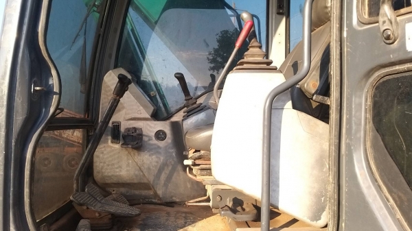 KOBELCO SK200YN10 SUPER X เครื่องดี โซ่เฟลมดี เอวพึ่งเปลี่ยนใหม่ราคา 990,000 คอมนอก10,000 มีไฟแนนซ์รองรับ KOBELCO SK200YN10 SUPER X เครื่องดี โซ่เฟลมดี เอวพึ่งเปลี่ยนใหม่ราคา 990,000 คอมนอก10,000 มีไฟแนนซ์รองรับ