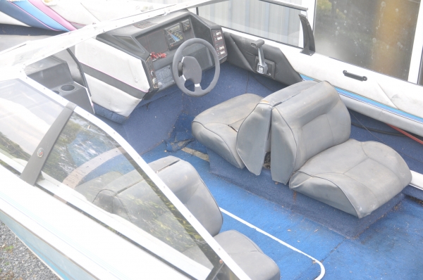 เรือมือ2นำเข้าจาก อเมริกา BAYLINER CAPRI 20 ฟุตเ