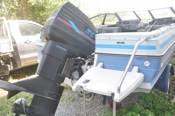 เรือมือ2นำเข้าจาก อเมริกา BAYLINER CAPRI 20 ฟุตเ
