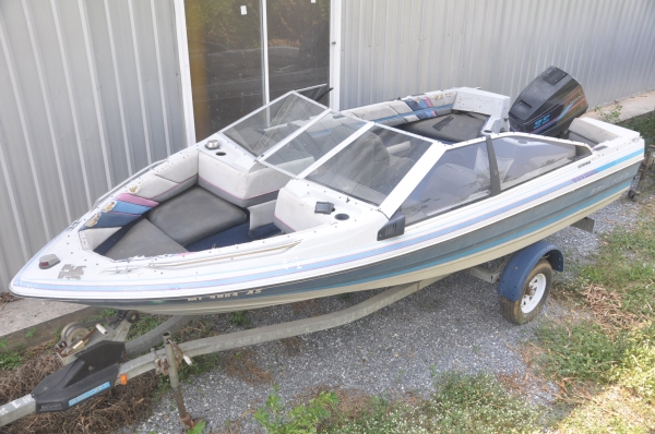 เรือมือ2นำเข้าจาก อเมริกา BAYLINER CAPRI 20 ฟุตเ