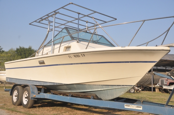 เรือมือ2นำเข้าจาก อเมริกา BAYLINER CAPRI 20 ฟุตเ เรือมือ2นำเข้าจาก อเมริกา BAYLINER CAPRI 20 ฟุตเ