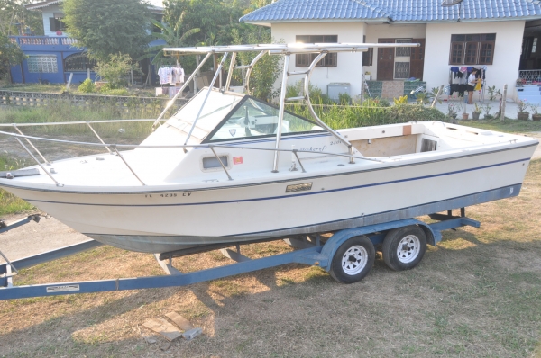 เรือมือ2นำเข้าจาก อเมริกา BAYLINER CAPRI 20 ฟุตเ