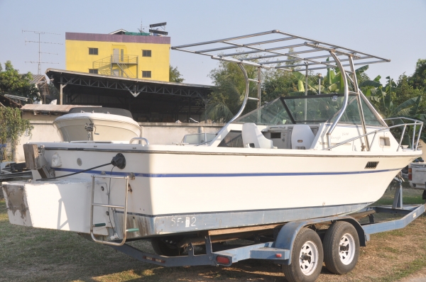 เรือมือ2นำเข้าจาก อเมริกา BAYLINER CAPRI 20 ฟุตเ