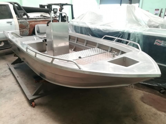 เรืออลูมิเนียม Revotex 435