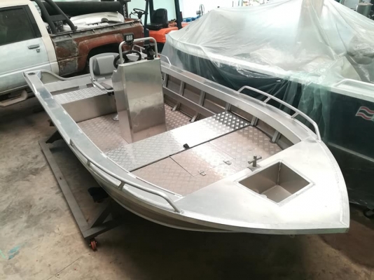 เรืออลูมิเนียม Revotex 435
