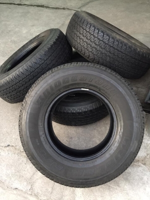 ขายยางบริสโตน.265/70/16ปี2014 ดอกยางยังสวย ไร้ตำหนิ โทร.0879050181.ส่งได้ครับ