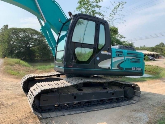 ขาย 1,390, 000 บาท  KOBELCO  SK 200 MARK 8 YN 12 SUPER.  ทำงาน 18, xxx ชม เครื่องดี  ปั้มแรง  เอวแน่น ไฟฟ้าครบ  เฟรมสวย โช่ใหม่ 2 ข้าง ช่วงล่างเต็ม แอร์หนาว เอกสารเล่มทะเบียน  สนใจ  นครป   โทร 0610710295  สนใจ รายการสินค้า อื่นๆ ที่ เว็ปไชค์ Truck2Hand ht