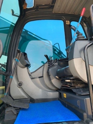 ขาย 1,390, 000 บาท  KOBELCO  SK 200 MARK 8 YN 12 SUPER.  ทำงาน 18, xxx ชม เครื่องดี  ปั้มแรง  เอวแน่น ไฟฟ้าครบ  เฟรมสวย โช่ใหม่ 2 ข้าง ช่วงล่างเต็ม แอร์หนาว เอกสารเล่มทะเบียน  สนใจ  นครป   โทร 0610710295  สนใจ รายการสินค้า อื่นๆ ที่ เว็ปไชค์ Truck2Hand ht