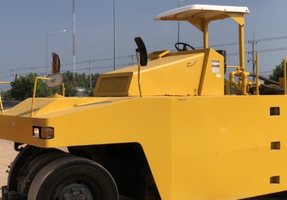 ขายรถบด 7 ล้อ DYNAPAC CP201W นำเข้าเองจากญี่ปุ่น สภาพสวยพร้อมใช้ มีVDOการทำงานครับ