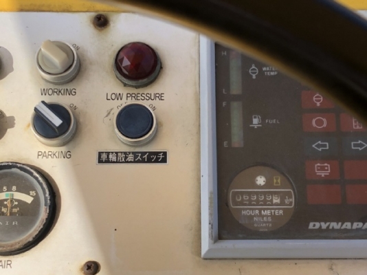 ขายรถบด 7 ล้อ DYNAPAC CP201W นำเข้าเองจากญี่ปุ่น สภาพสวยพร้อมใช้ มีVDOการทำงานครับ